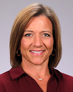 Traci Manis, podcast host